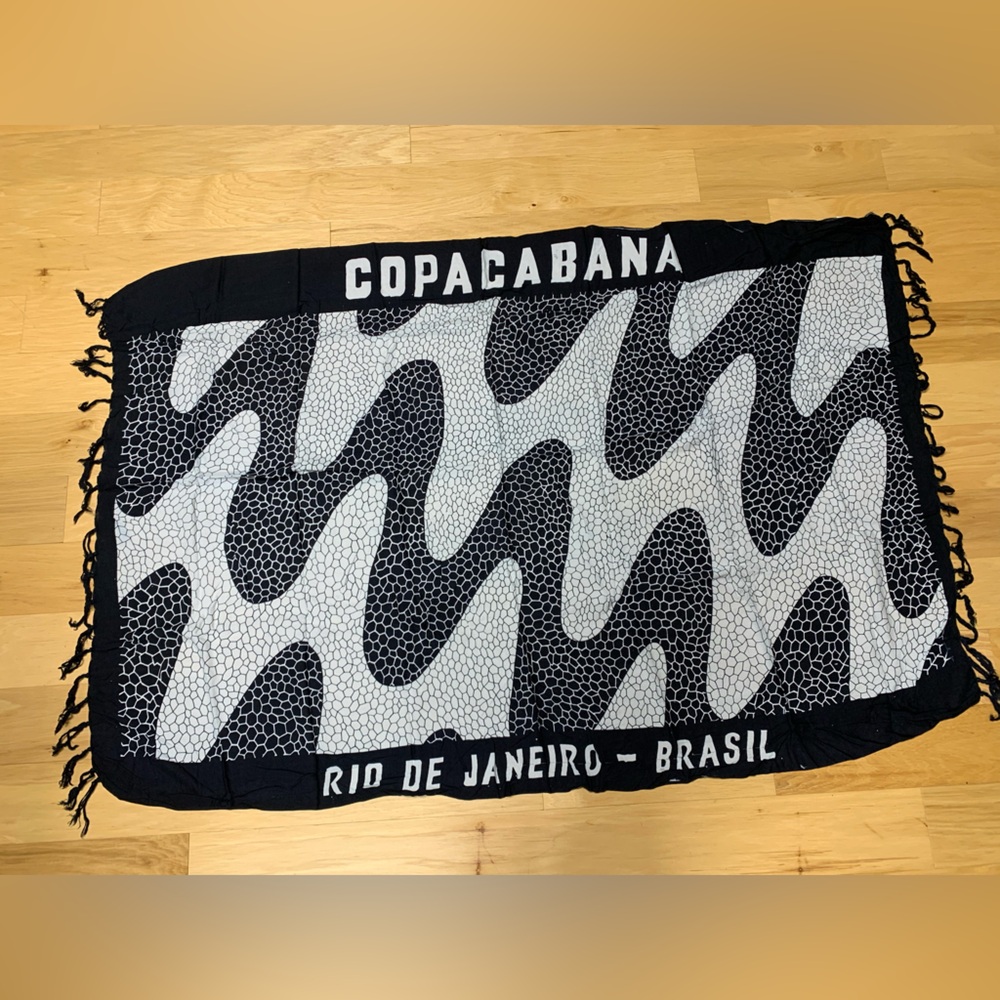 Sarong. From Brazil. Rio de Janeiro copacabana
Good condition. - Picture 2 of 5